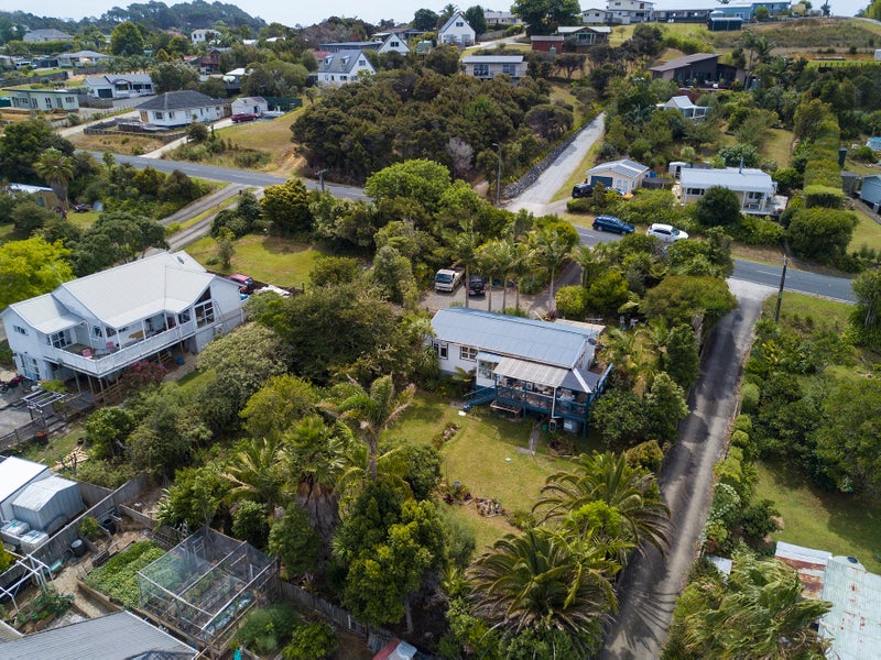 12 Melody Lane, Mangōnui - Carousel 21