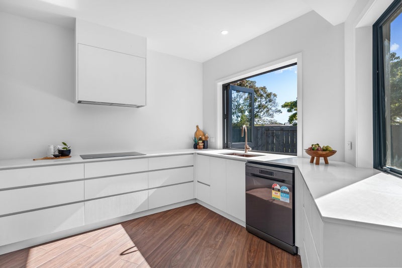 123 Chapel Street, Otumoetai, Tauranga - Carousel 2