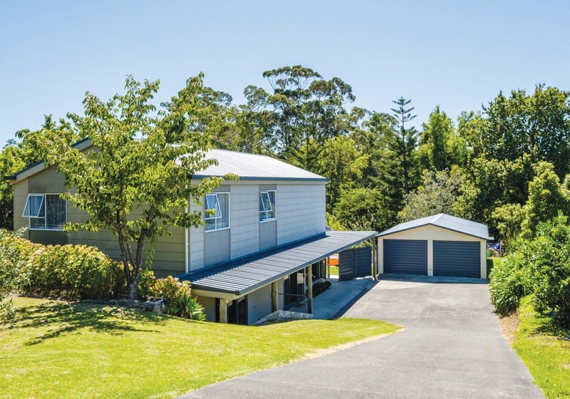 8 Norwood Road, Kaiti, Gisborne - Carousel 1