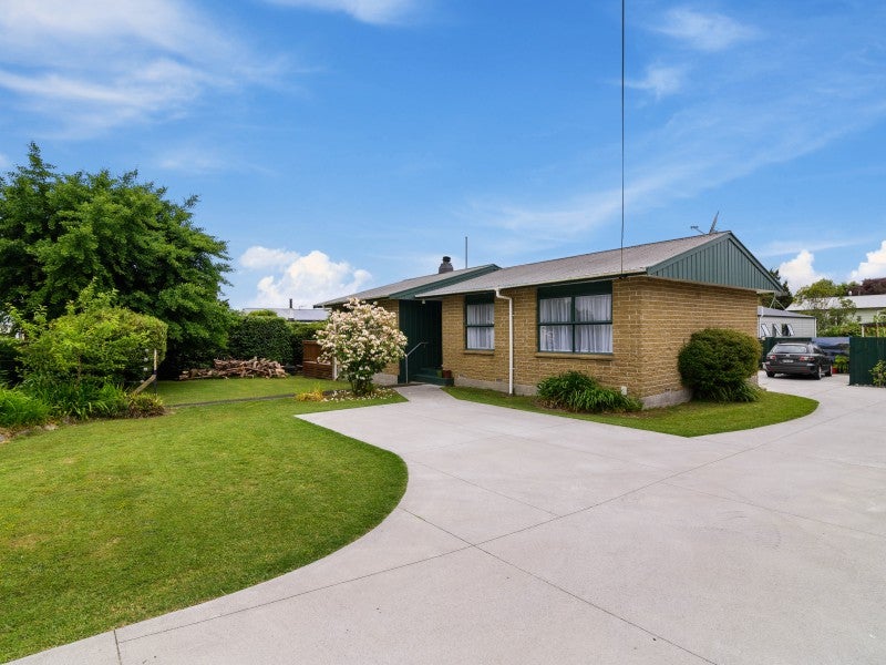 15 School Road, Ngongotaha, Rotorua - Carousel 1