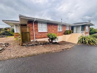 112 Dinsdale Road, Dinsdale, Hamilton - Carousel 2