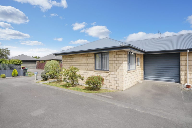 2B Ferndown Lane, Bromley, Christchurch - Carousel 14