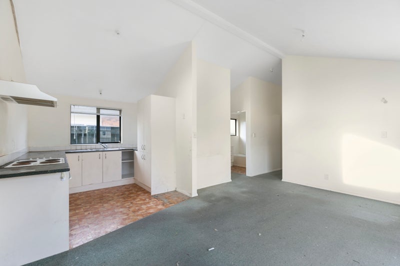 22A Rex Street, Miramar, Wellington - Carousel 2