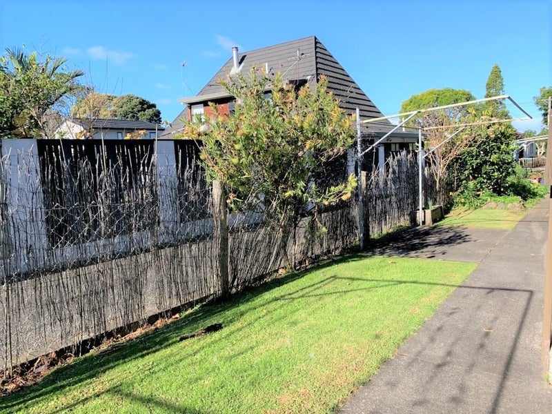 3/20 Turama Road, Royal Oak, Auckland - Carousel 15