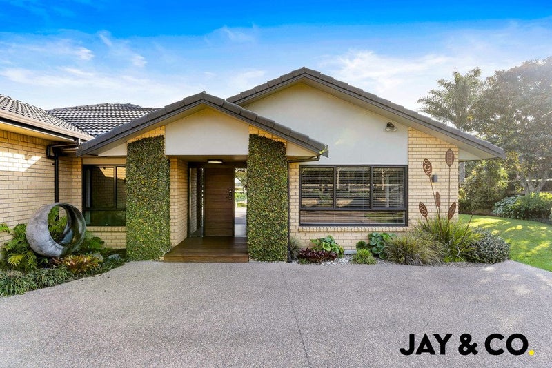 27 Monument Road, Papakura - Carousel 1