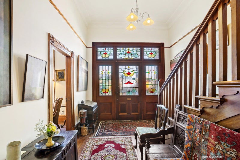 11 Guildford Terrace, Thorndon, Wellington - Carousel 2