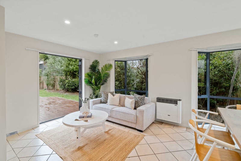 10 Shearwater Drive, Woolston, Christchurch - Carousel 2