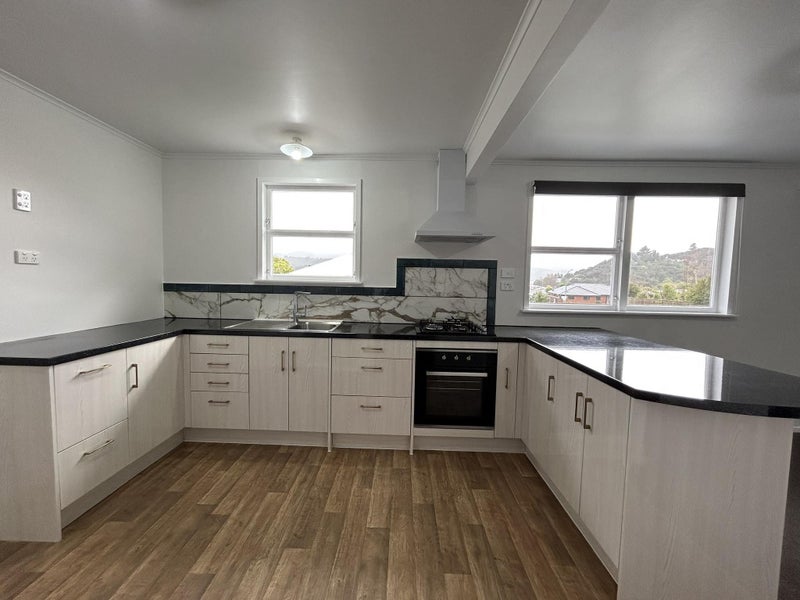 61 Antrim Crescent, Wainuiomata, Lower Hutt - Carousel 2