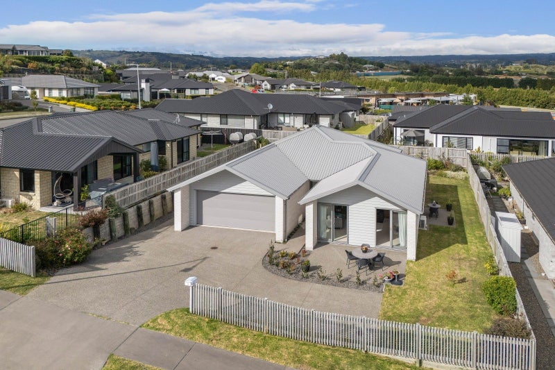 3 Pataki Place, OMOKOROA, Omokoroa - Carousel 1