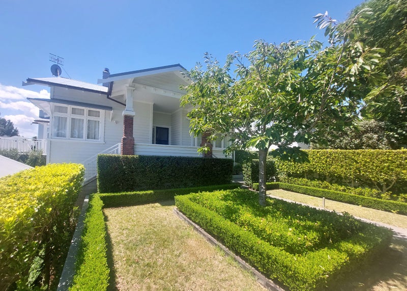 5 Acorn Street, Royal Oak, Auckland - Carousel 1