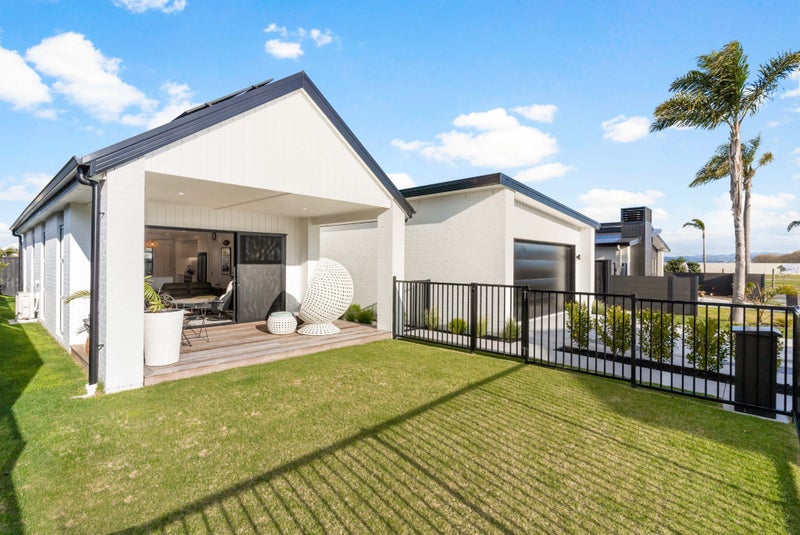 4 Sapida Close, Papamoa Beach, Papamoa - Carousel 2
