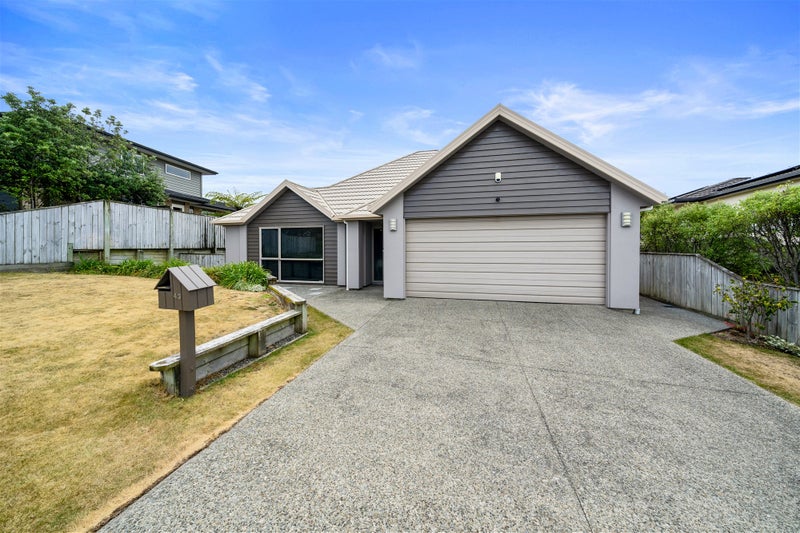 43 Nelson Avenue, Aotea, Porirua - Carousel 1