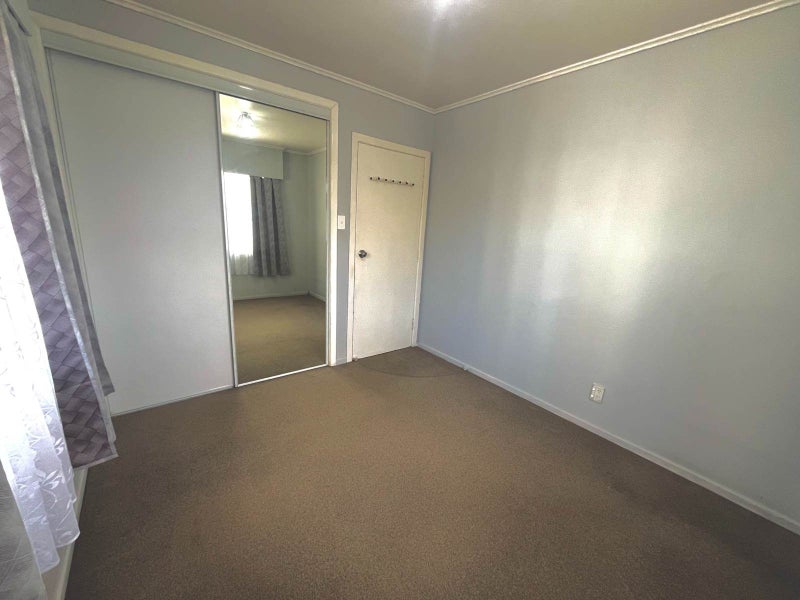 35 Maioro Street, New Windsor, Auckland - Carousel 13