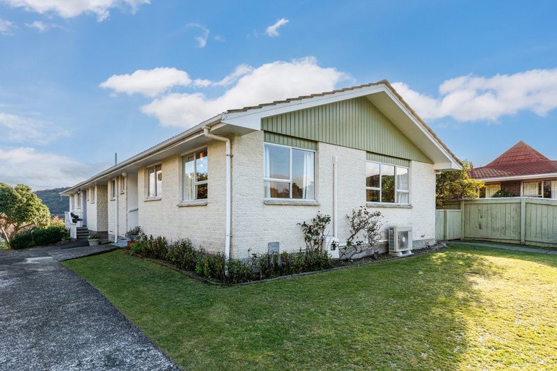 1/13 Roband Crescent, Brown Owl, Upper Hutt - Carousel 1