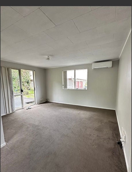 21 Finn Place, Totara Vale, Auckland - Carousel 9