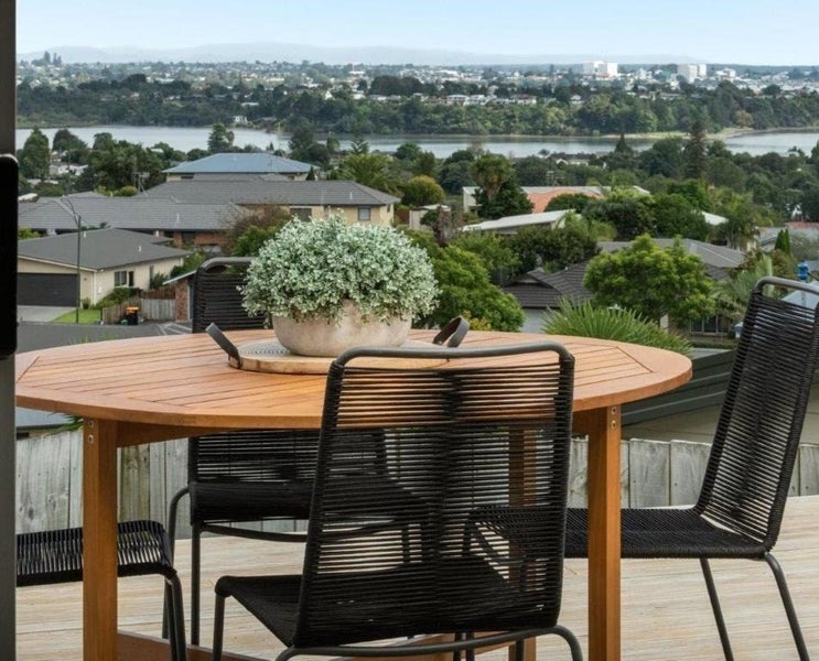 52 Waikite Road, Welcome Bay, Tauranga - Carousel 2