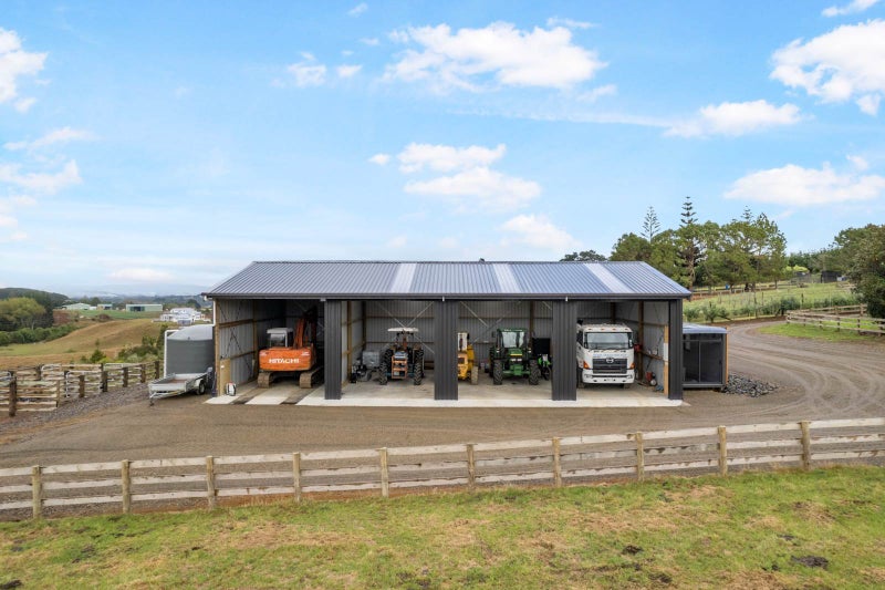 250 Pukekohe Road, PUKEKOHE EAST, PUKEKOHE - Carousel 1