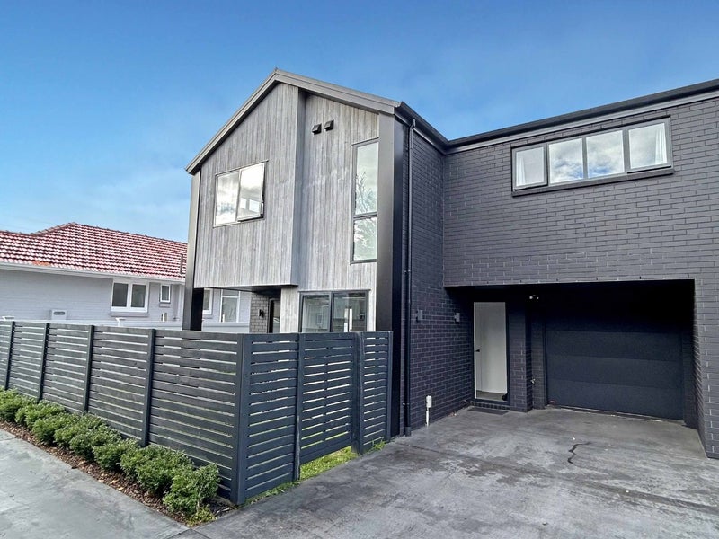 131 Beerescourt Road, Beerescourt, Hamilton - Carousel 1