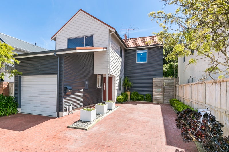 15/36 Dee Street, Island Bay, Wellington - Carousel 18