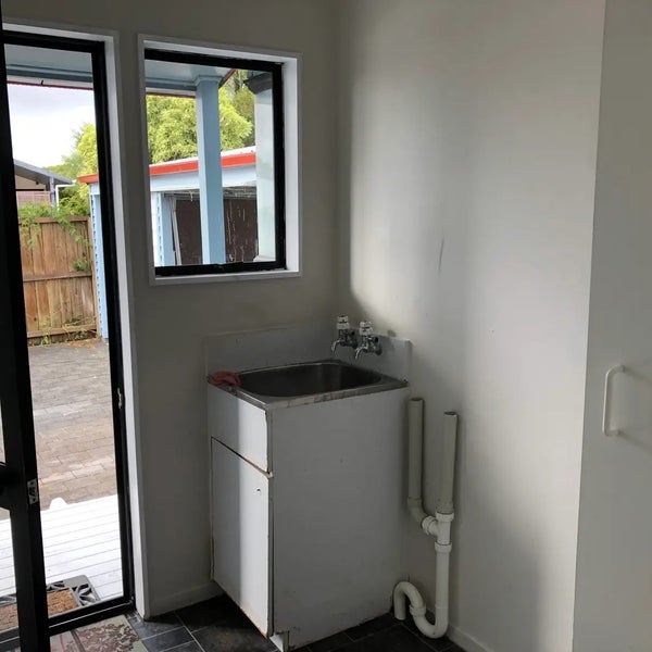 12 Cromwell Drive, Fitzroy, Hamilton - Carousel 9