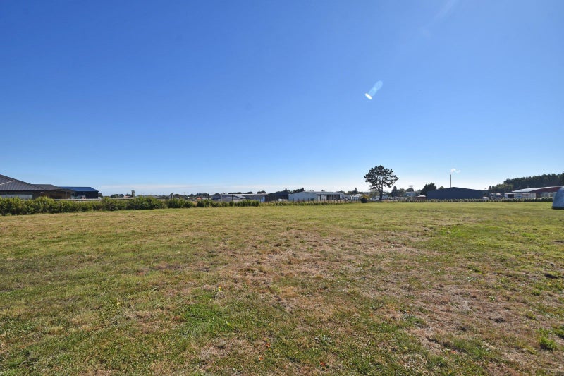 702 Tweed Street, Newfield, Invercargill - Carousel 1