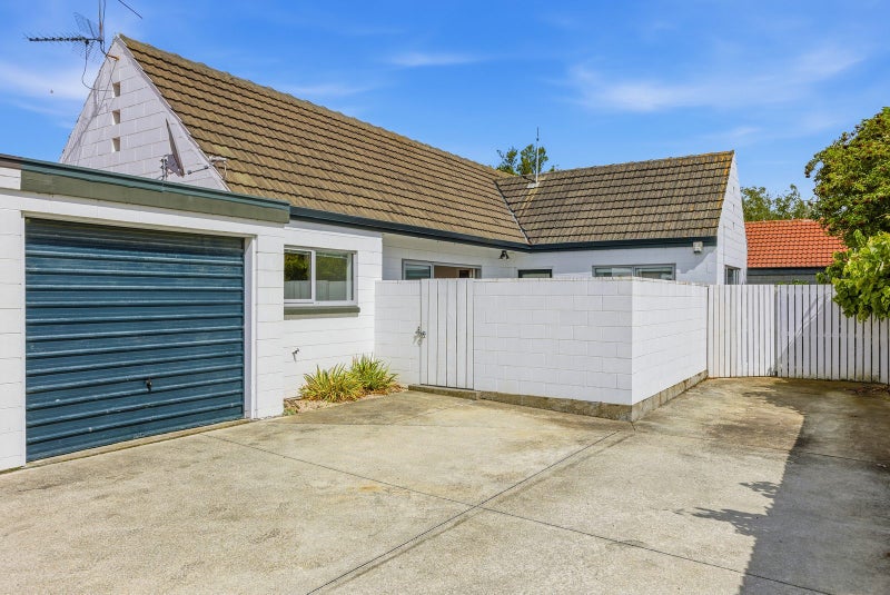2/239 New Brighton Road, Burwood, Christchurch - Carousel 1
