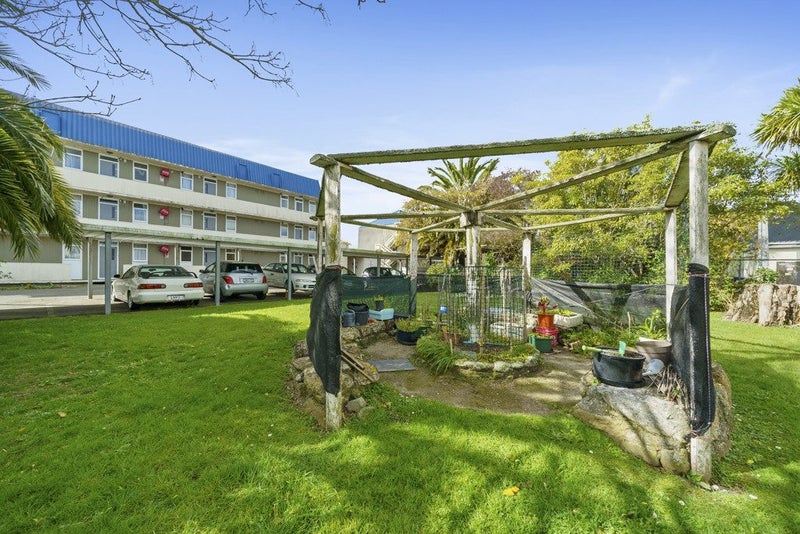 23/41 Barber Grove, Moera, Lower Hutt - Carousel 17