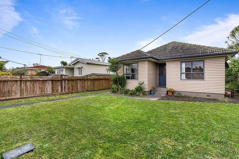 75 Glendale Road, Glen Eden, Auckland - Carousel 1