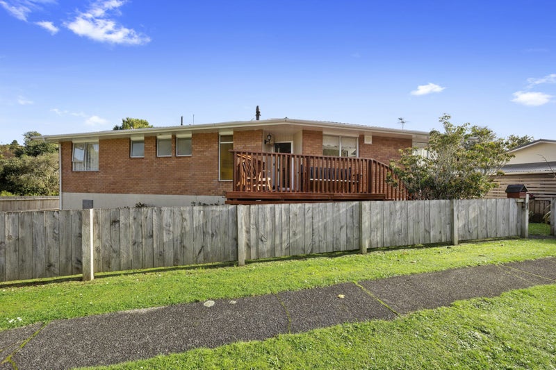 1 Wayne Place, Ferndale, New Plymouth - Carousel 2