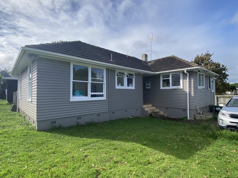 56 Torino Street, Point England, Auckland - Carousel 1