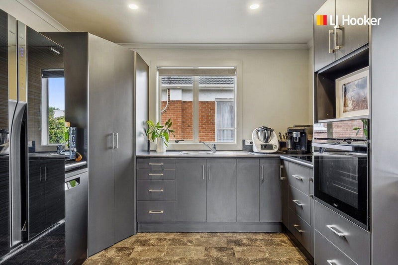 110 Main Road, Fairfield, Dunedin - Carousel 2