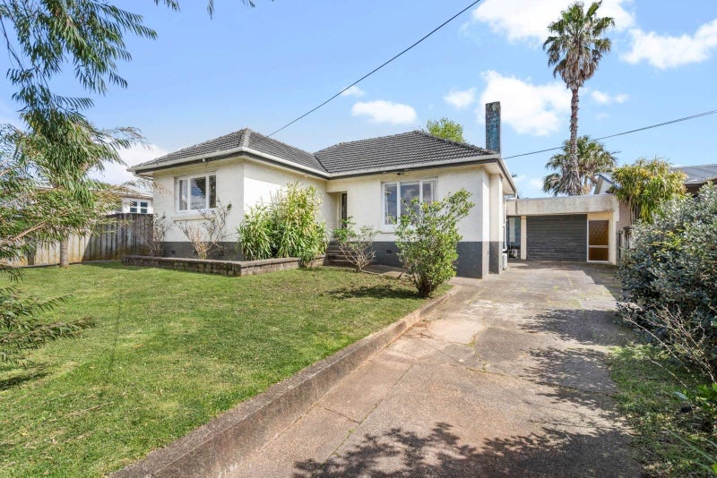 71 Hillside Road, Papatoetoe, Auckland - Carousel 1