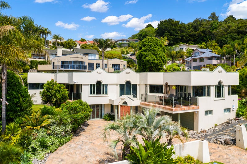 2 St Andrews Place, Kamo, Whangarei - Carousel 1