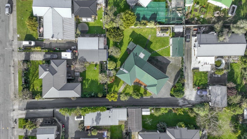 707 Collinge Road, Mayfair, Hastings - Carousel 25