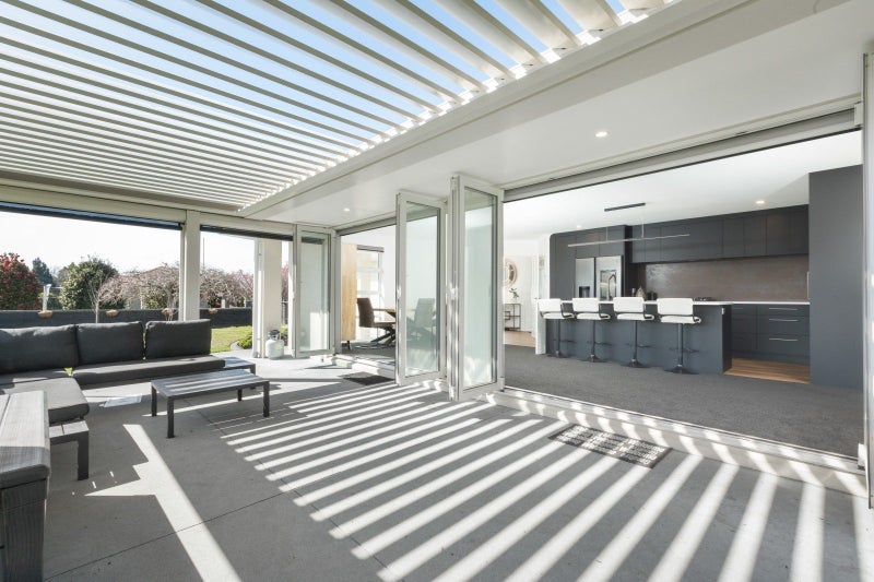 2 Gleneagles Drive, Katikati - Carousel 1