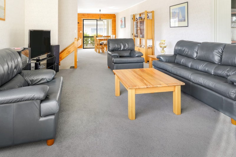 4 Oregon Crescent, Glenview, Hamilton - Carousel 23