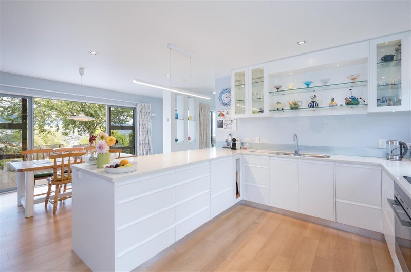 12 Heemskerck Place, Britannia Heights, Nelson - Carousel 2