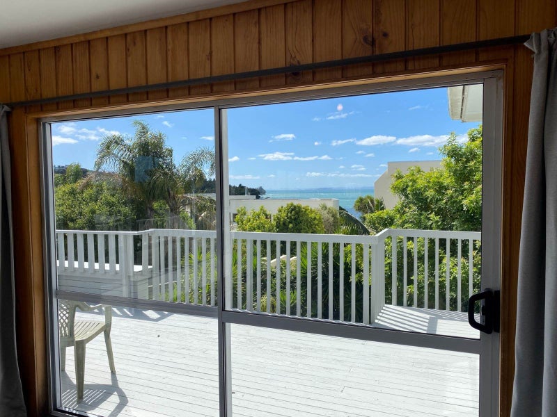 1033A Whangaparaoa Road, Tindalls Beach, Whangaparaoa - Carousel 2