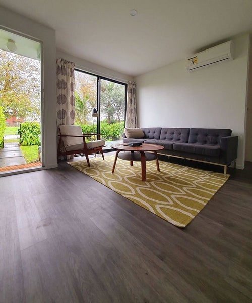 2/42 Riversdale Road, Avondale, Auckland - Carousel 2