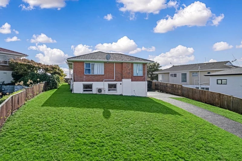 115 Glamorgan Drive, Torbay, Auckland - Carousel 2