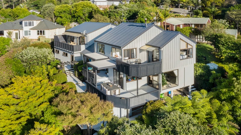 29 Hebe Place, Birkenhead, Auckland - Carousel 1