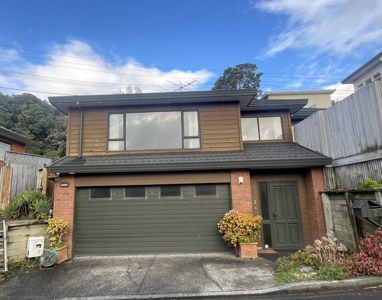 2/15 Glanmire Road, Newlands, Wellington - Carousel 13