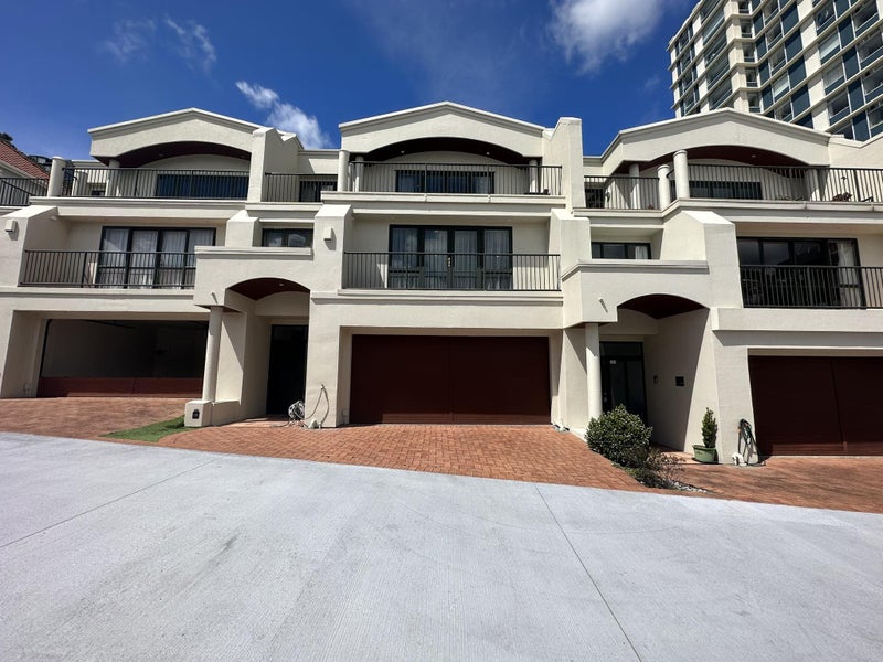 5/22 Oriental Terrace, Oriental Bay, Wellington - Carousel 1