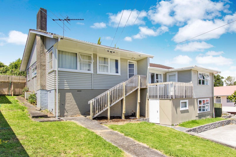 10 Kiernan Place, Kelston, Auckland - Carousel 2