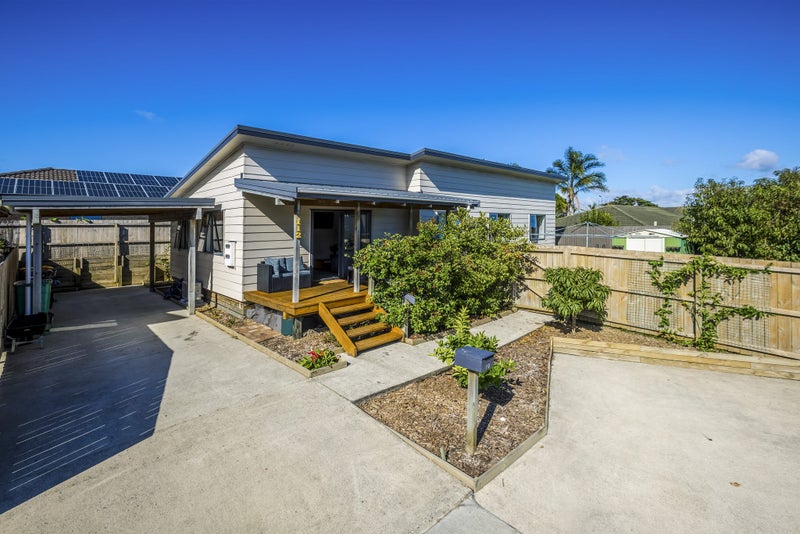 112 Palmers Road, Clendon Park, Auckland - Carousel 1