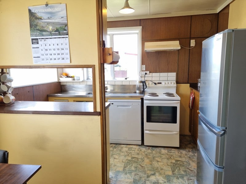 5 O'Grady Street, Blaketown, Greymouth - Carousel 18