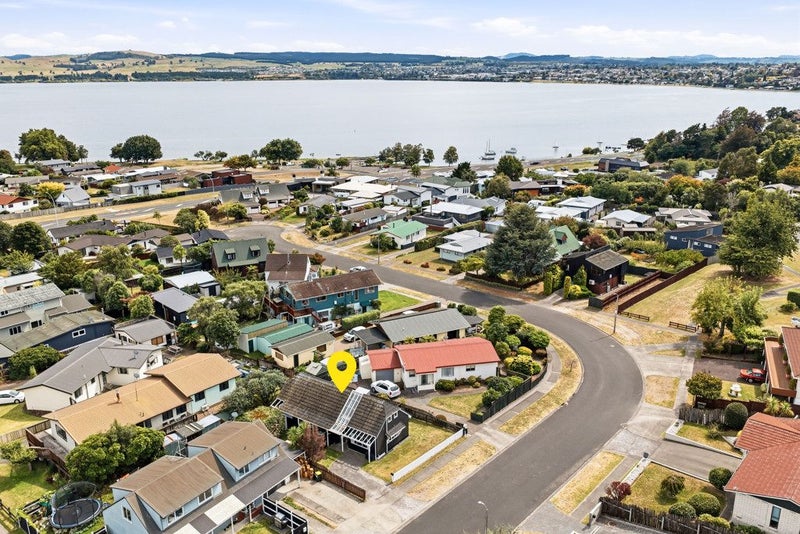 2/27 Tobin Place, Richmond Heights, Taupō - Carousel 1