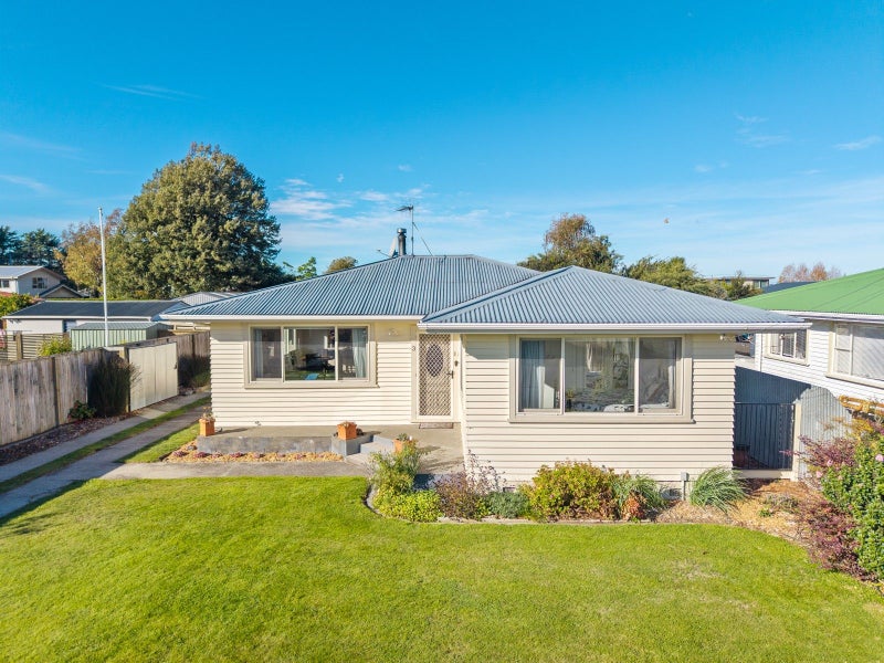 3 Glenroy Crescent, Springlands, Blenheim - Carousel 1