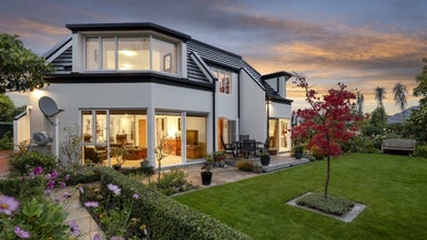 20 Derenzy Place, Avonhead, Christchurch - Carousel 1