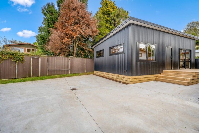 48 Kowhai Street, Hamilton Lake, Hamilton - Carousel 1